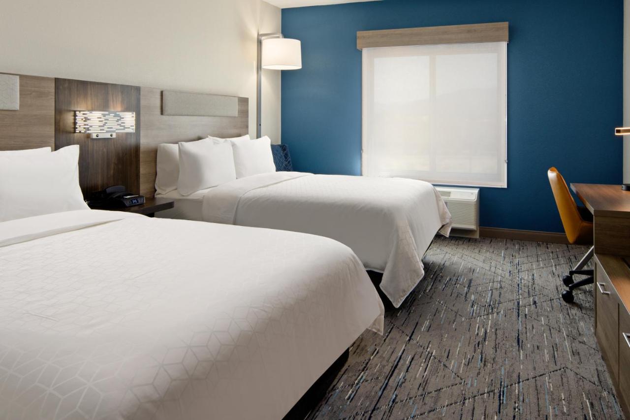 Holiday Inn Express & Suites Palm Desert - Millennium By Ihg Екстер'єр фото