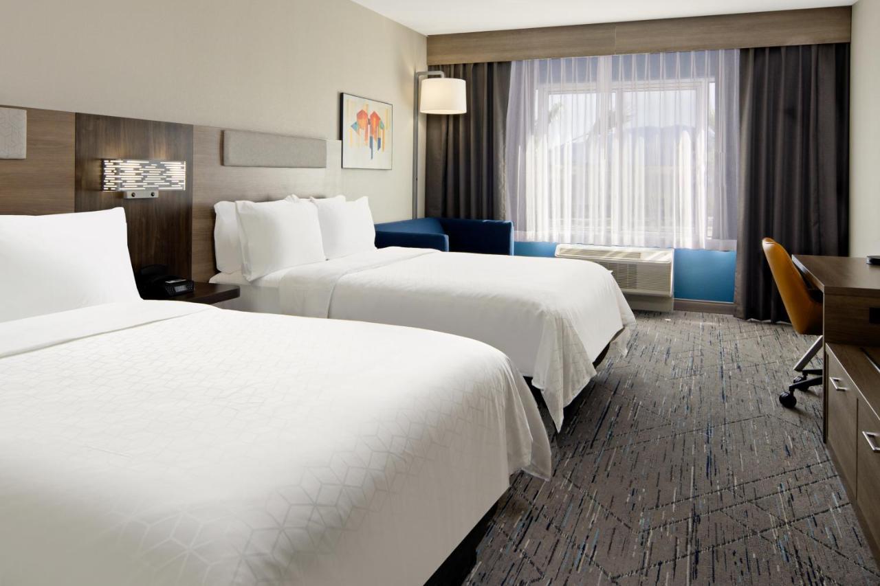 Holiday Inn Express & Suites Palm Desert - Millennium By Ihg Екстер'єр фото