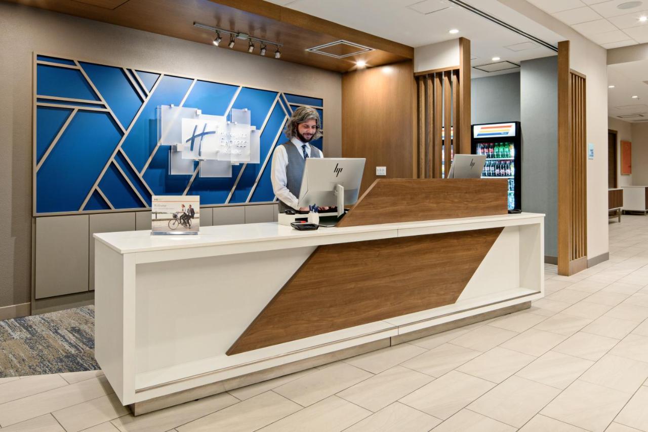 Holiday Inn Express & Suites Palm Desert - Millennium By Ihg Екстер'єр фото