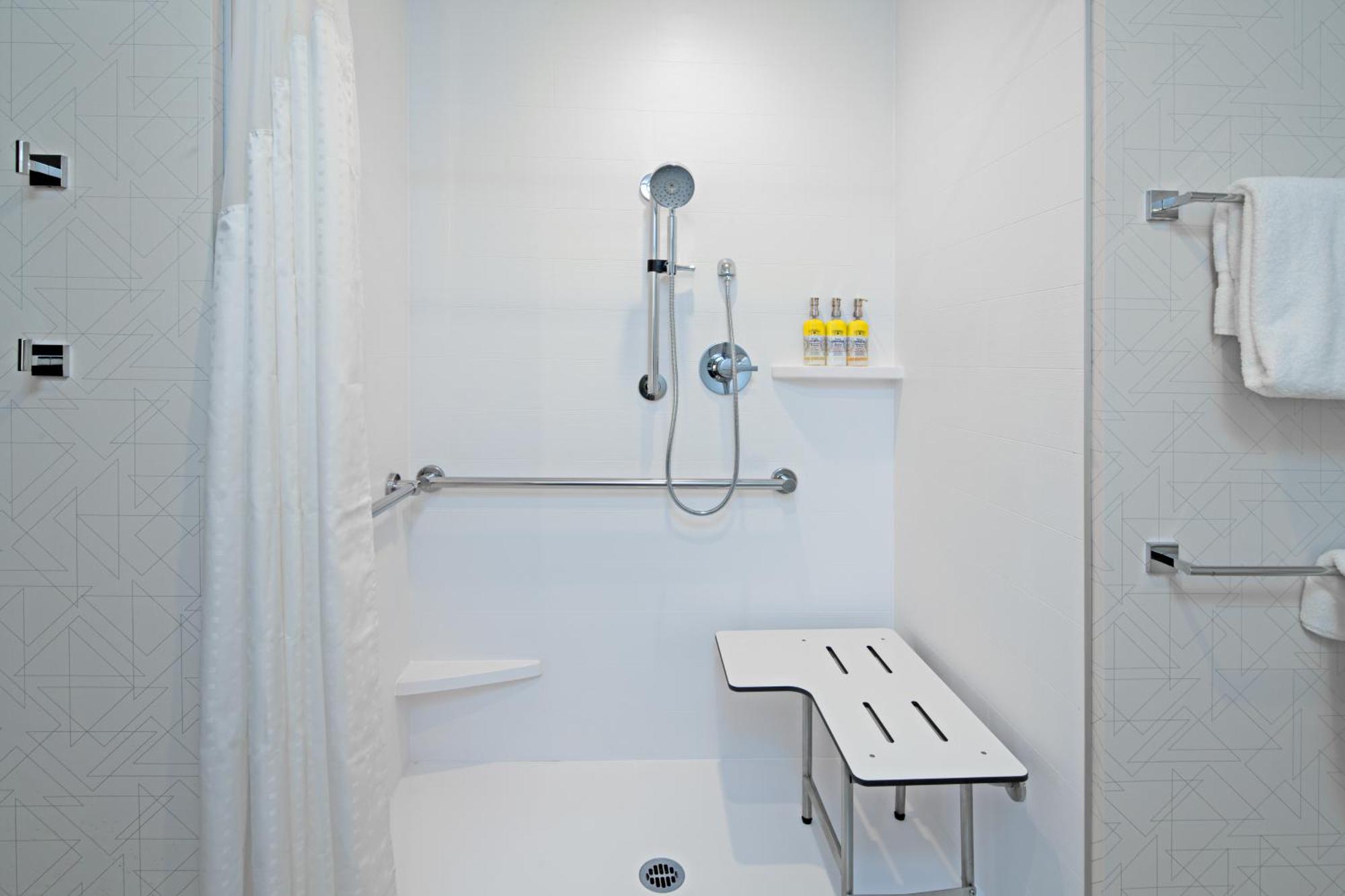 Holiday Inn Express & Suites Palm Desert - Millennium By Ihg Екстер'єр фото